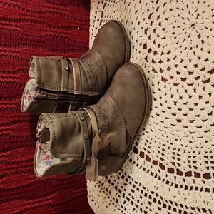 Jelly Pop girls boots size 5, gray NEW